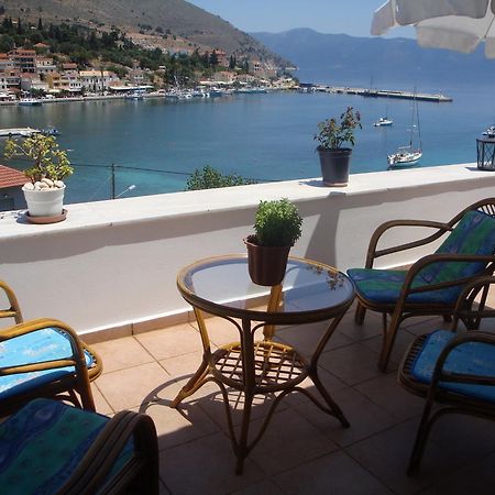 Santafemia Apartman Ajía Effimía Szoba fotó