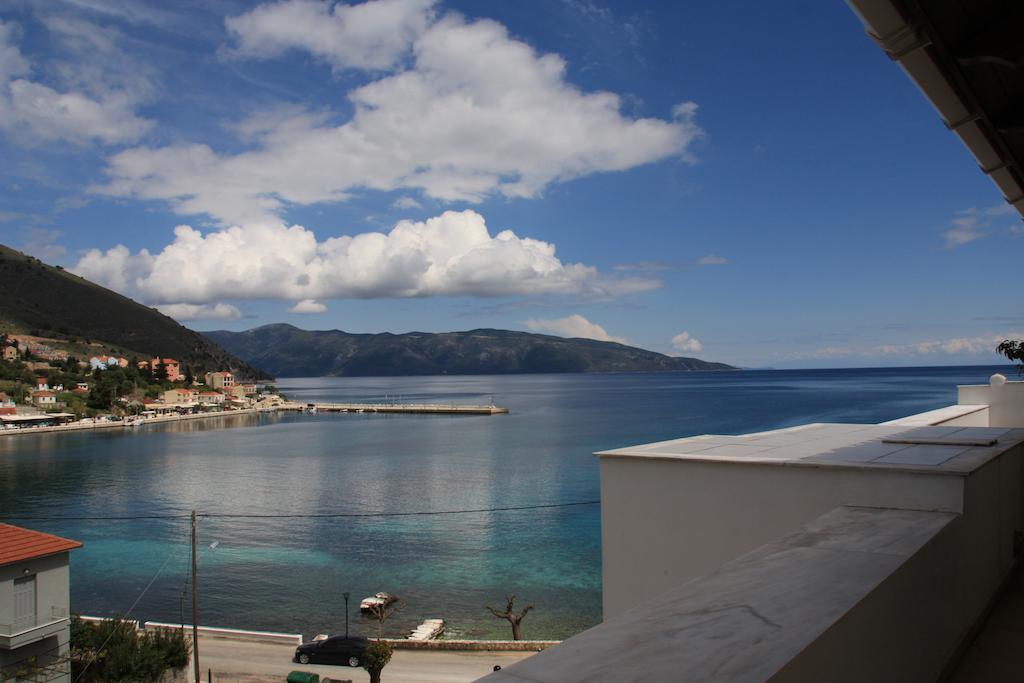Santafemia Apartman Ajía Effimía Szoba fotó