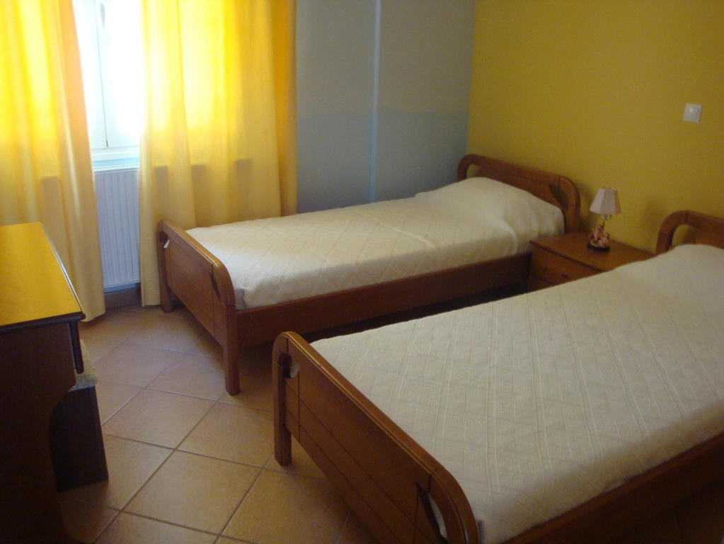 Santafemia Apartman Ajía Effimía Szoba fotó
